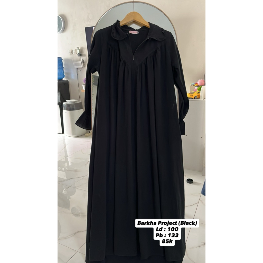 Preloved Barkha Project (Black)