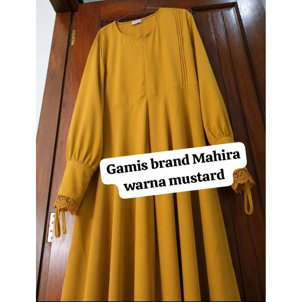 preloved gamis mahira
