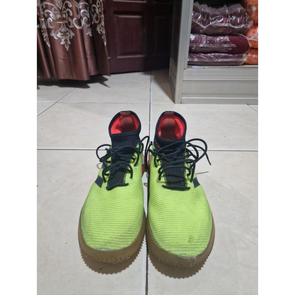 Adidas Predator Tango 18.1 Trainers size 39