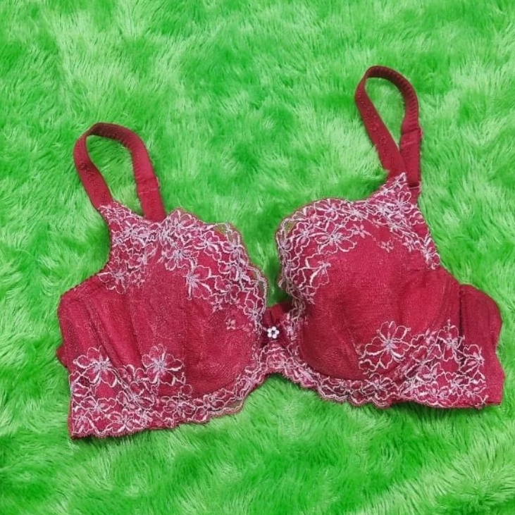 Bra merah sorella renda tanpa busa size 36