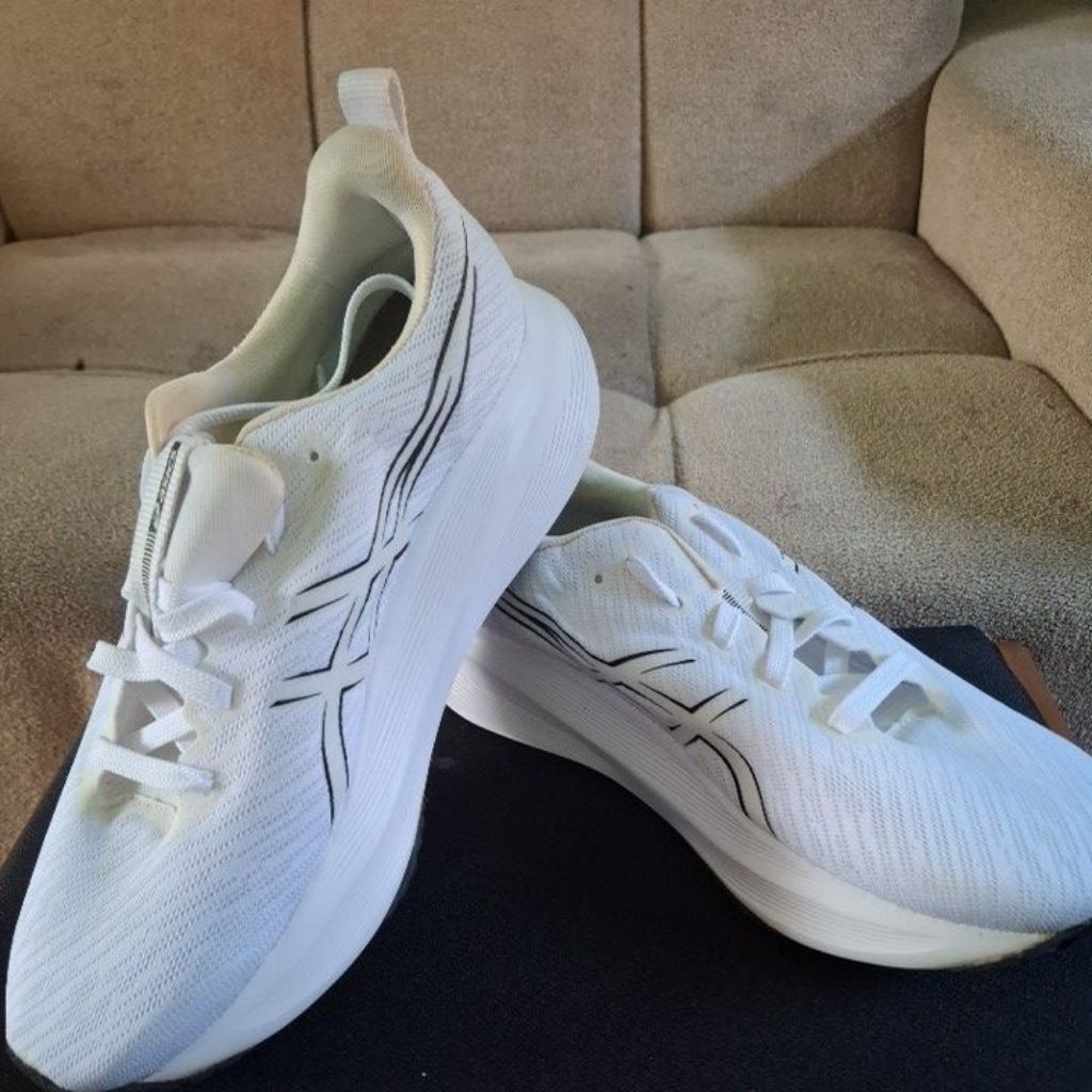 SEPATU PRIA ASICS