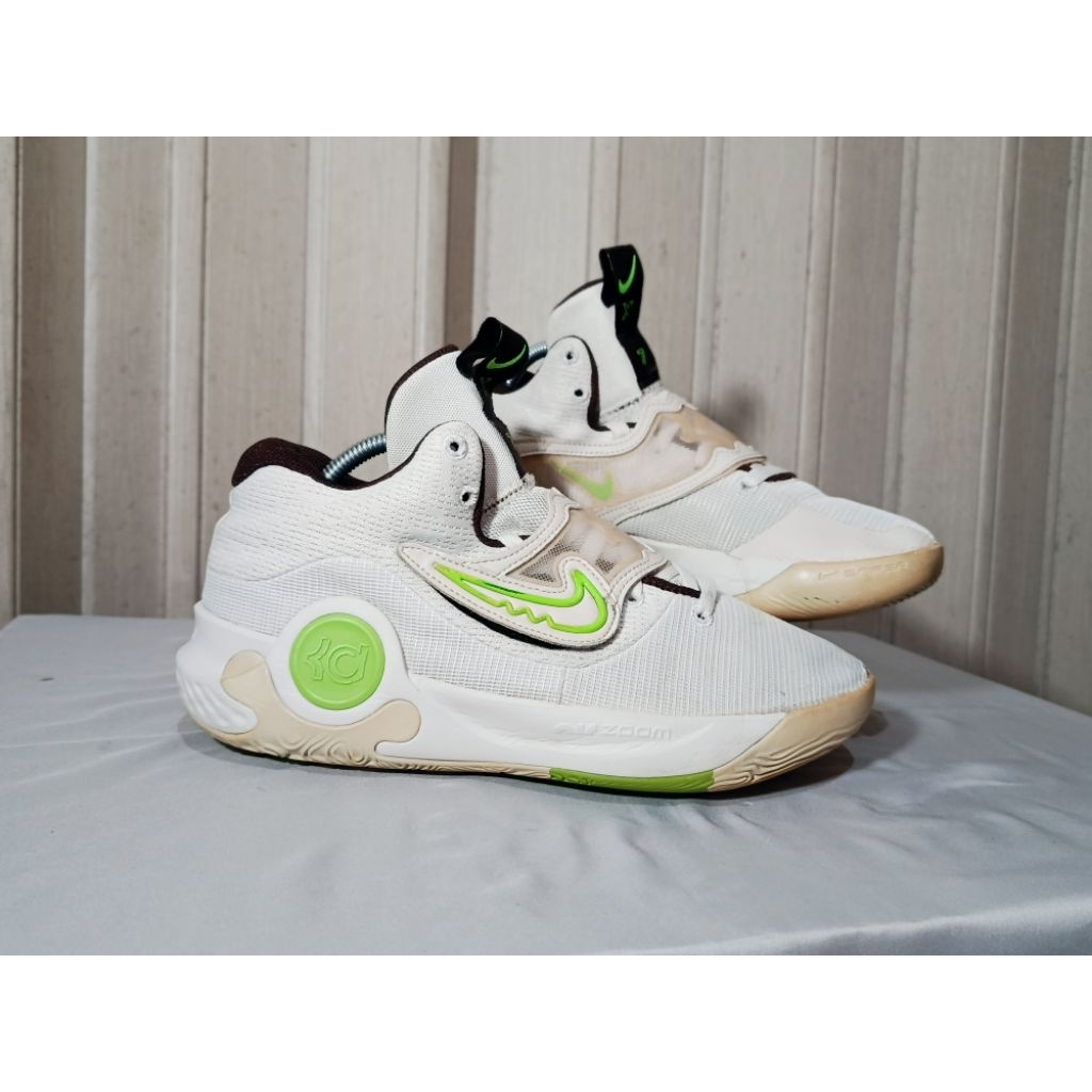 Sepatu Nike KD Trey 5 X EP Basket Sneakers