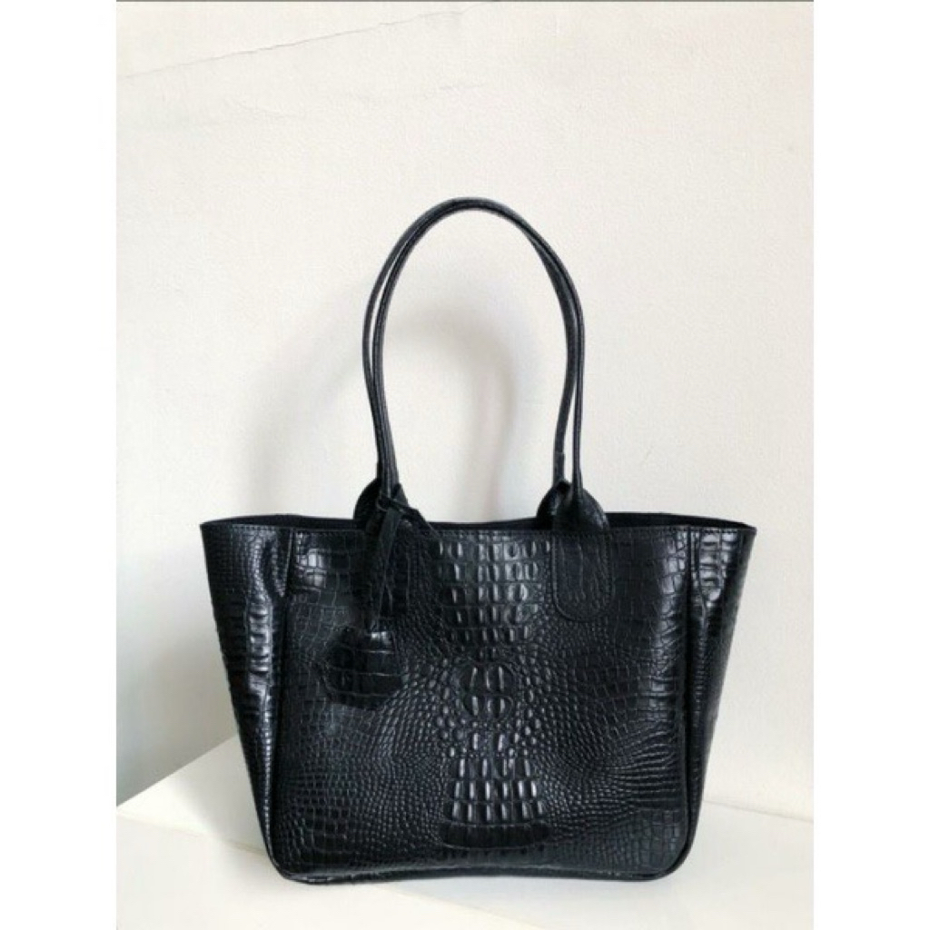 Preloved kaynn tote bag