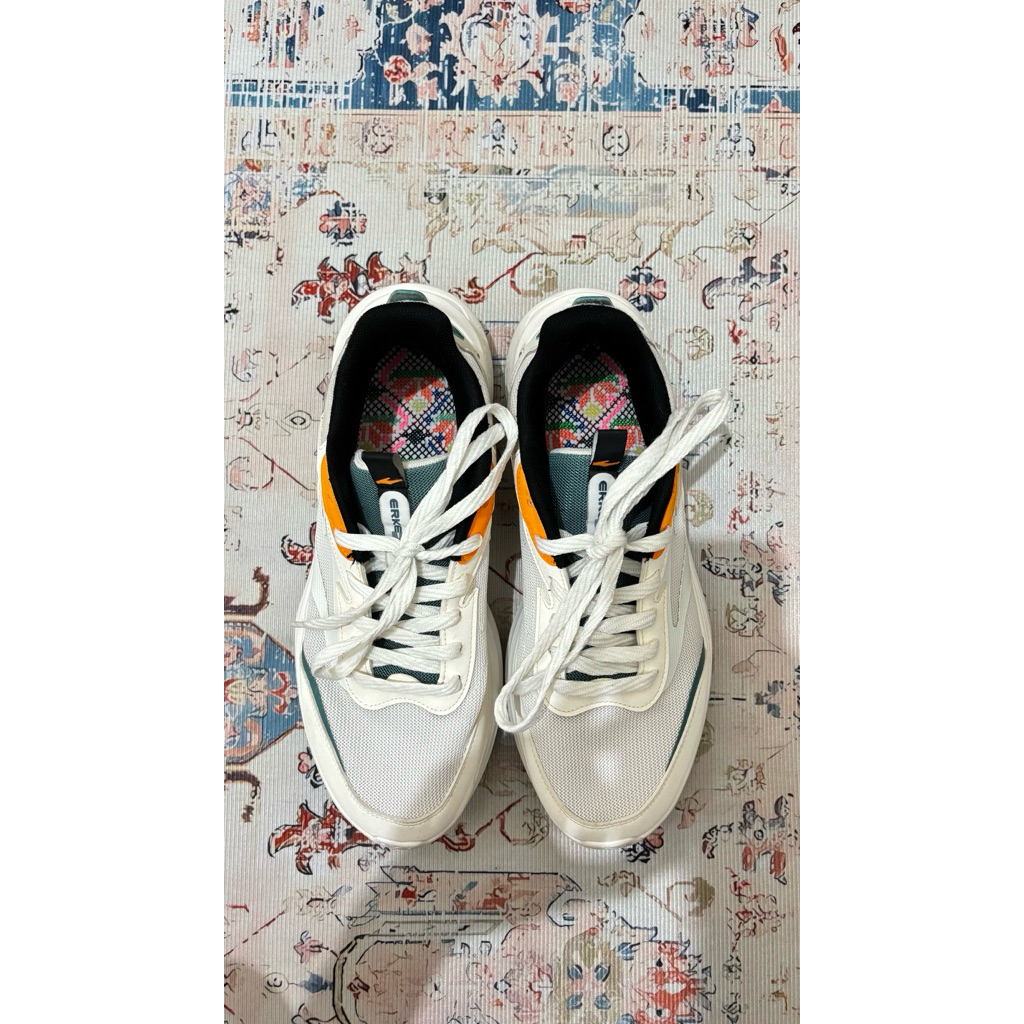ERKE XTEP LingYue 2.0 (White Grey) / second