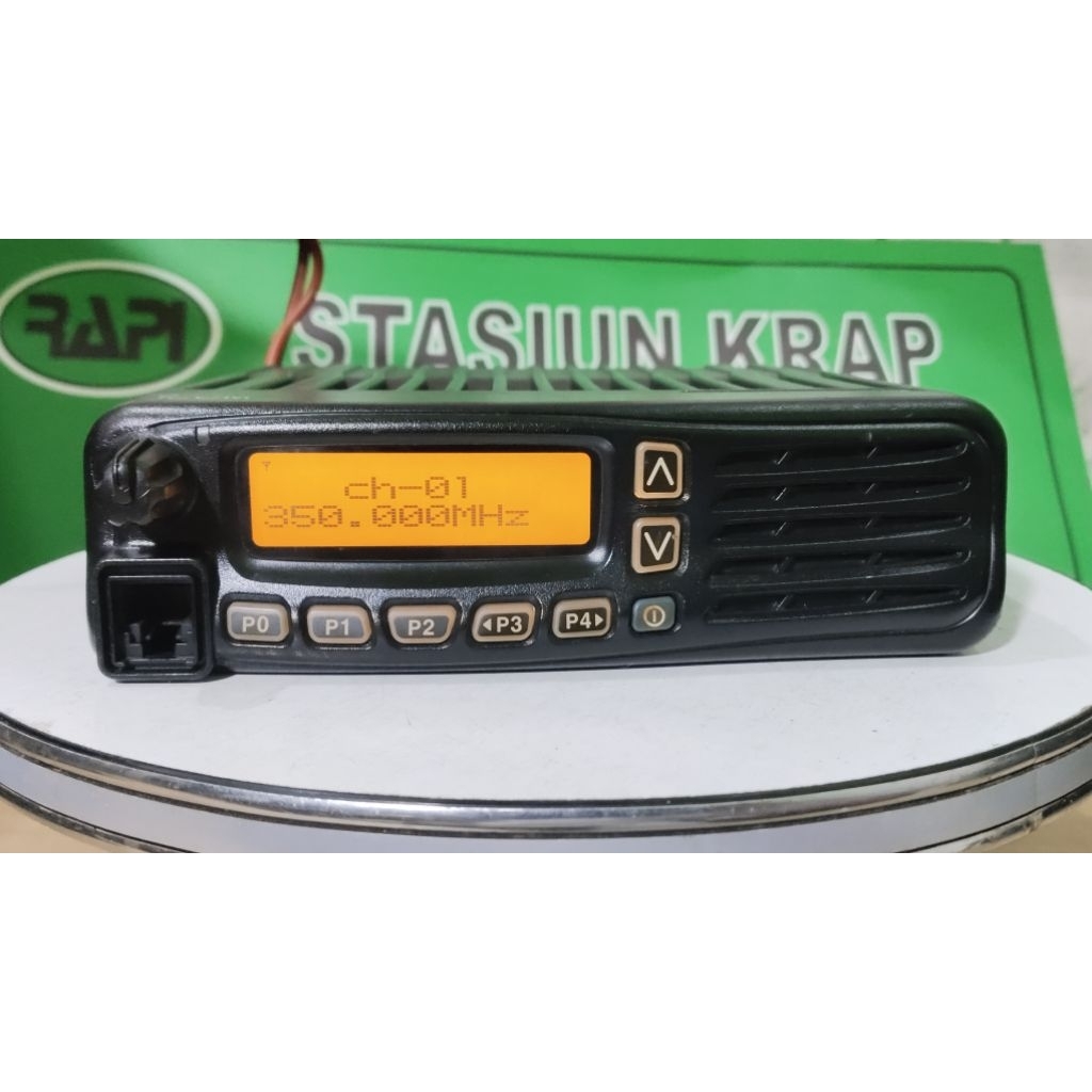 icom f6061d 350 mhz