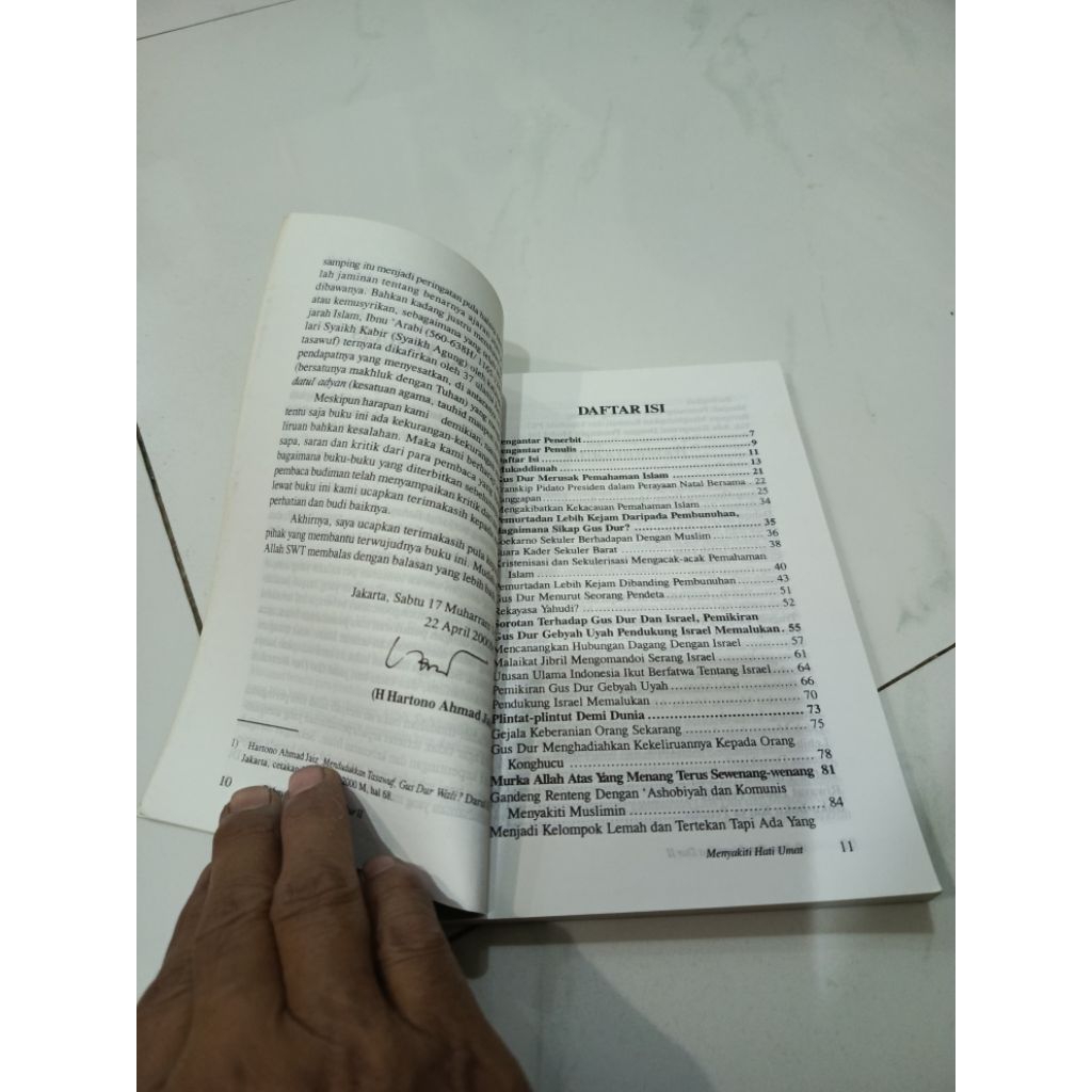 Bahaya Pemikiran.Gus Dur 2 MENYAKITI HATI UMAT-H.HARTONO AHMAD JAIZ-A2