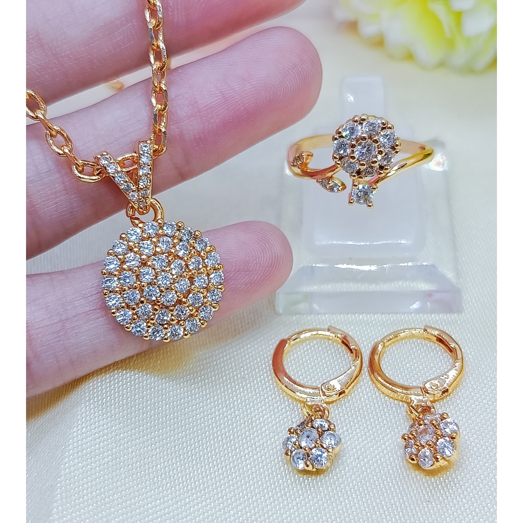 Set perhiasan tiga bagian wanita berbahan zirkon bulat, zirkon anti karat berwarna emas muda, gaya K