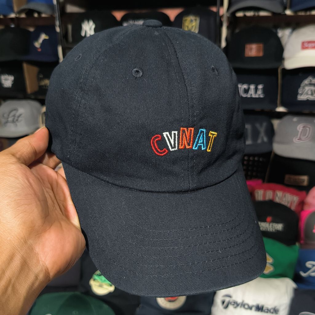 Topi Covernat simple black