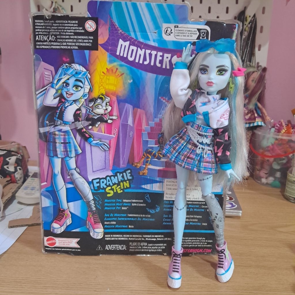 monster high g3 basic frankie stein doll boneka