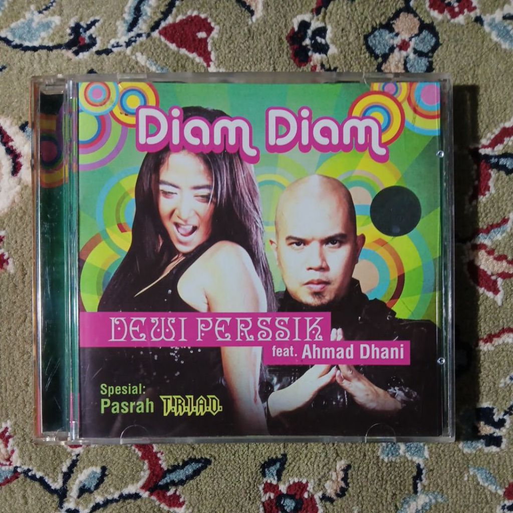 CD DEWI PERSSIK FEAT. AHMAD DHANI - DIAM DIAM
