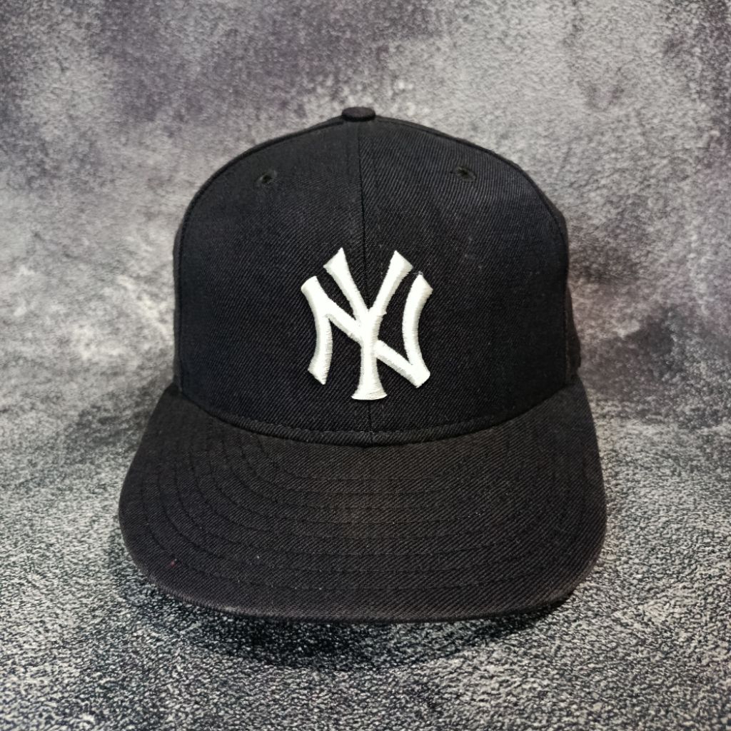 Topi Snapback New Era Pro Model Made in USA