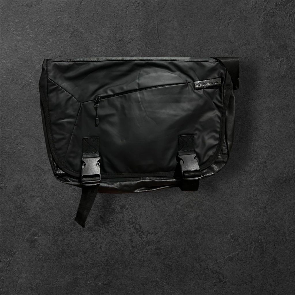 Tas selempang monster republic