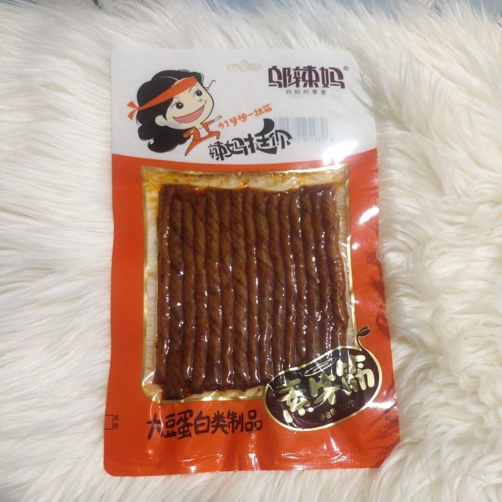 Wulama Camilan pedas vegetarian kulit tahu strip Tendon pedas