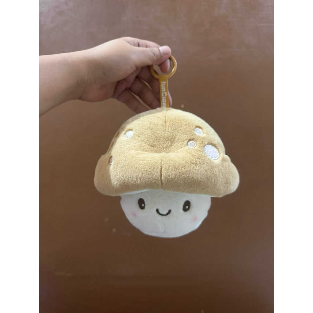 Boneka Gantungan Kunci Besar Karakter Jamur Lucu size 18x18cm Original / Boneka Gantungan Kunci Jamu