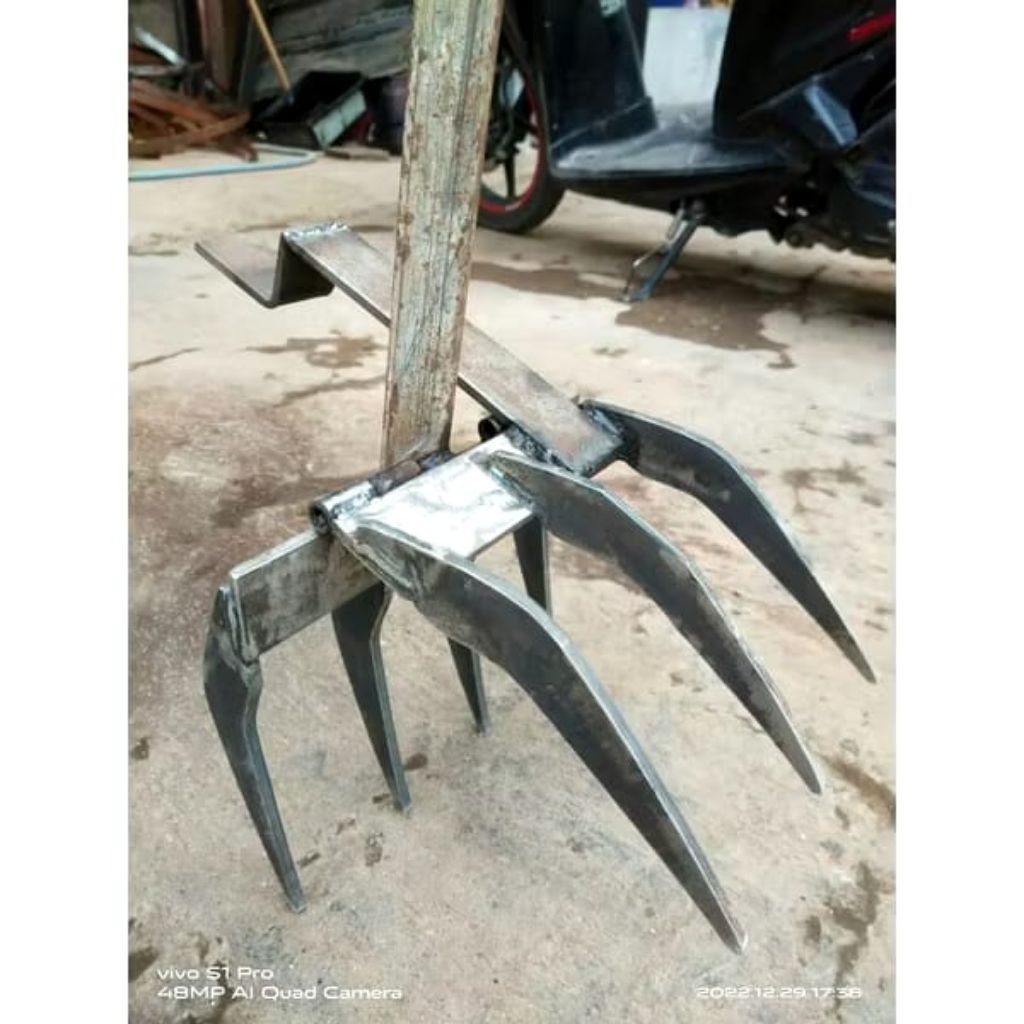 CANGKUL GARPU MODERN TERBARU