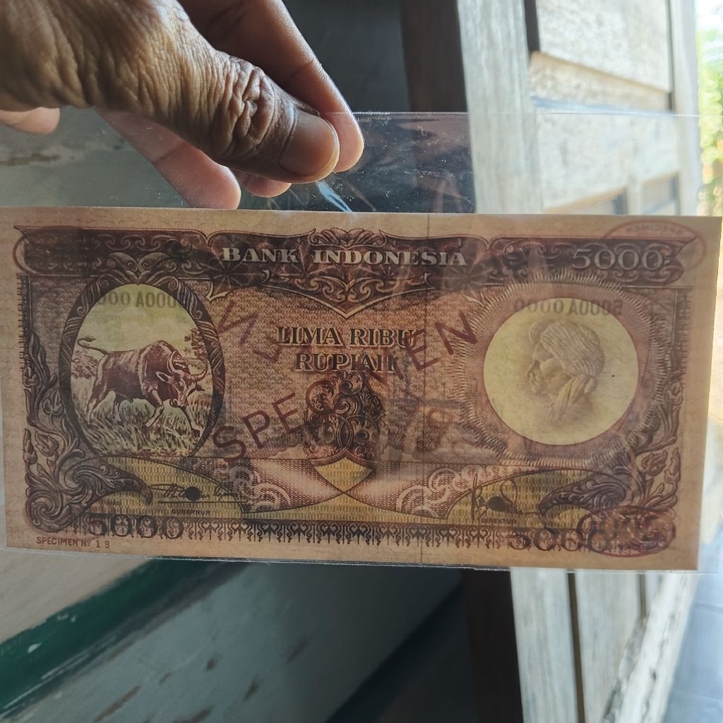 5000 rupiah banteng 1957 seri binatang Specimen ll(uang repro)