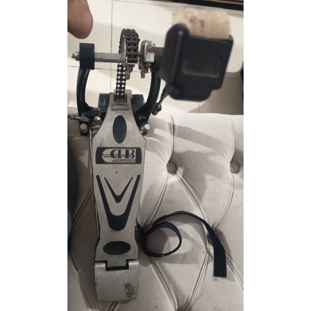 Kursi Drum Pearl + Kick pedal DB percussion