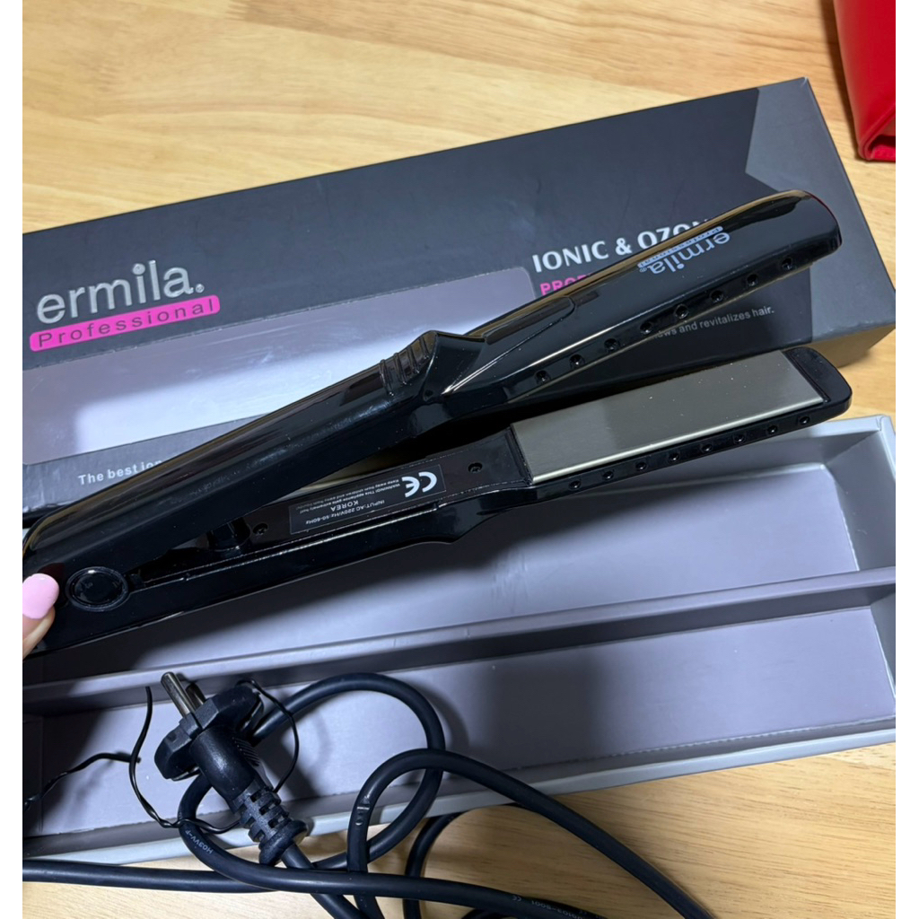 Preloved catokan ermila / preloved hair straightener