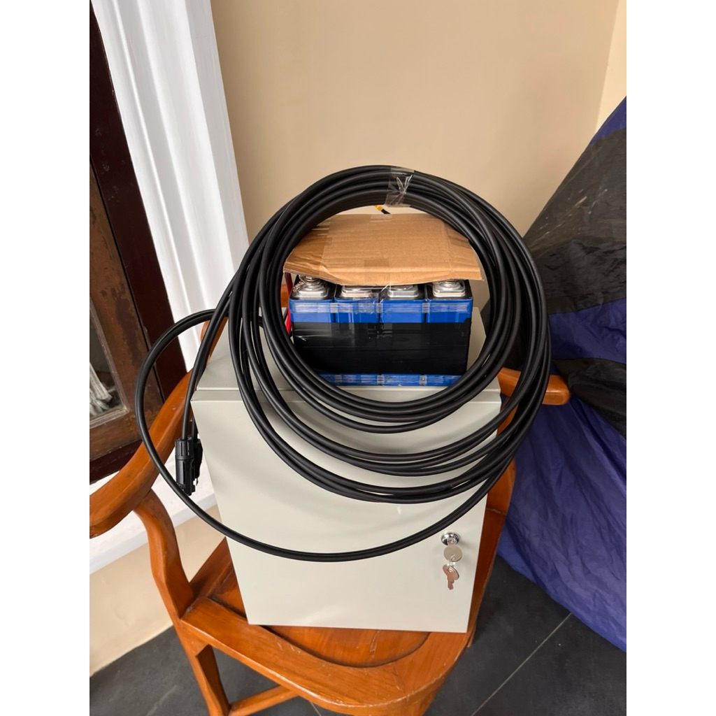 Paket PLTS 1000 Watt