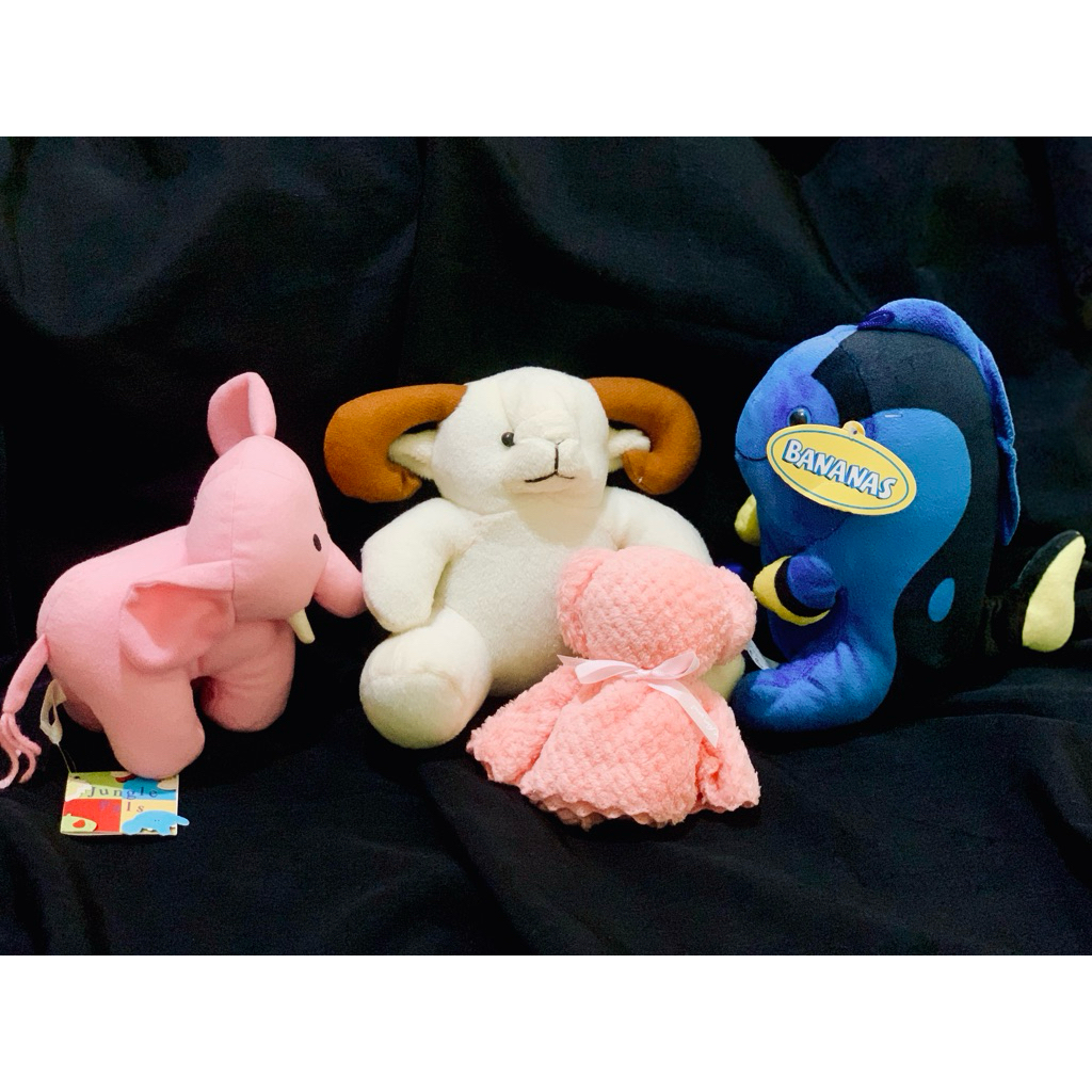 Boneka ikan dory Bananas boneka Gajah boneka domba handuk