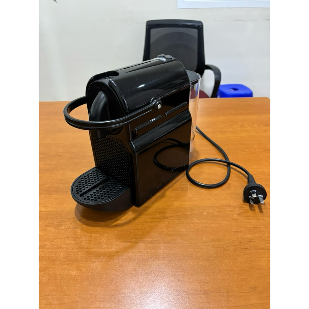 Nespresso Inissia Black Coffee Machine Second