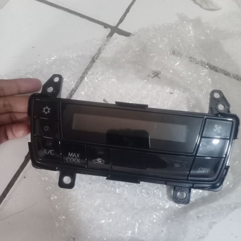 Tombol AC DIGITAL TOYOTA New Avanza Xenia Veloz