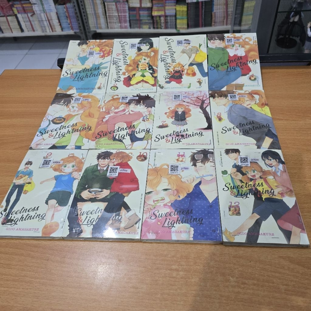 Bundle Komik Sweetness & Lightning Volume 1-12 Preloved