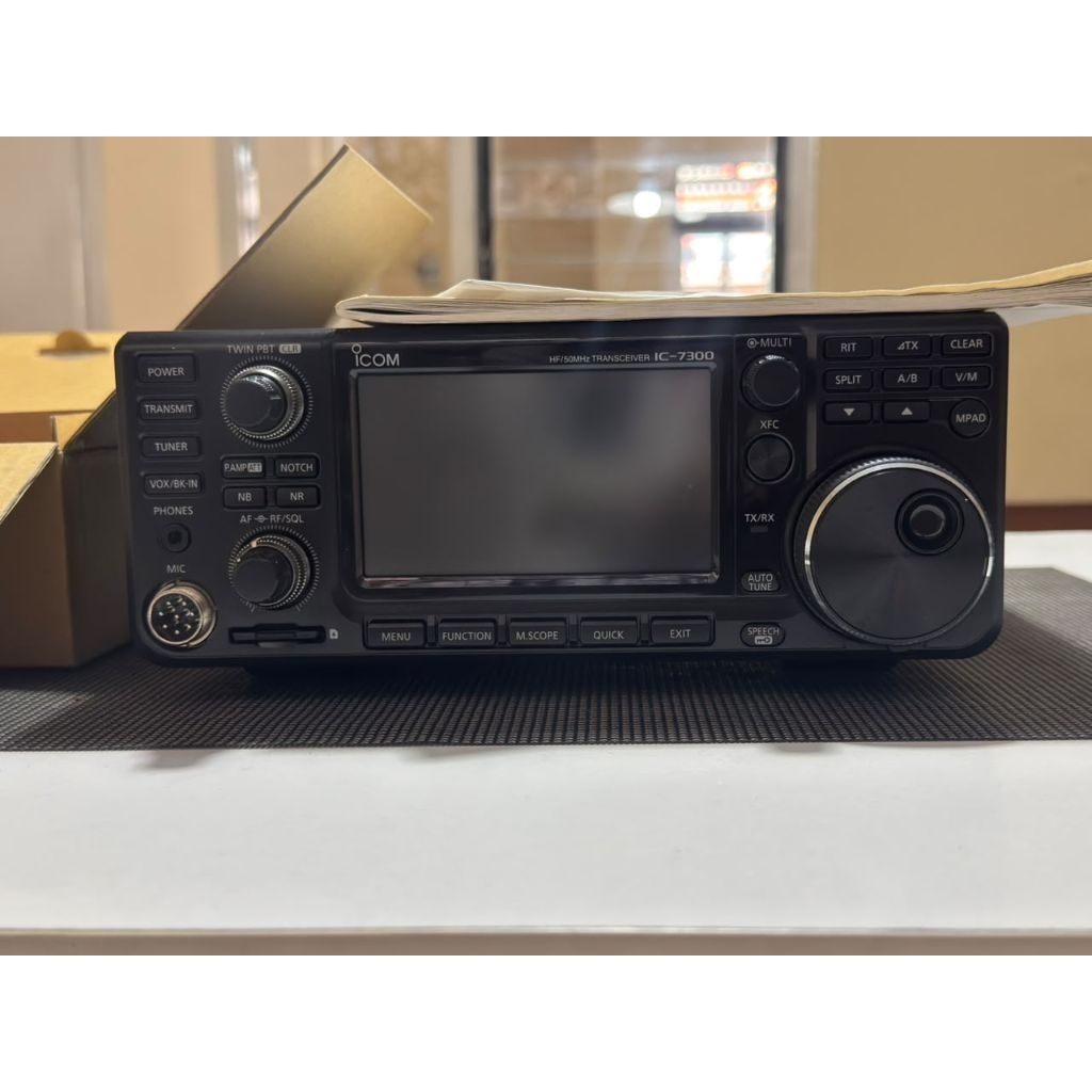 Icom IC 7300 Radio HF Transceiver