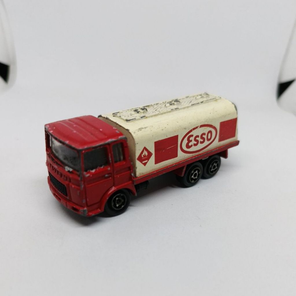 Majorette Truck Saviem Esso England