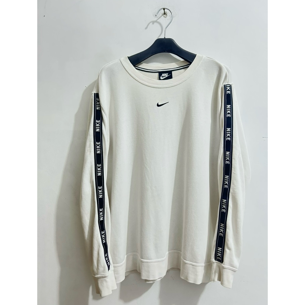 Crewneck “Nike Center Tapped”