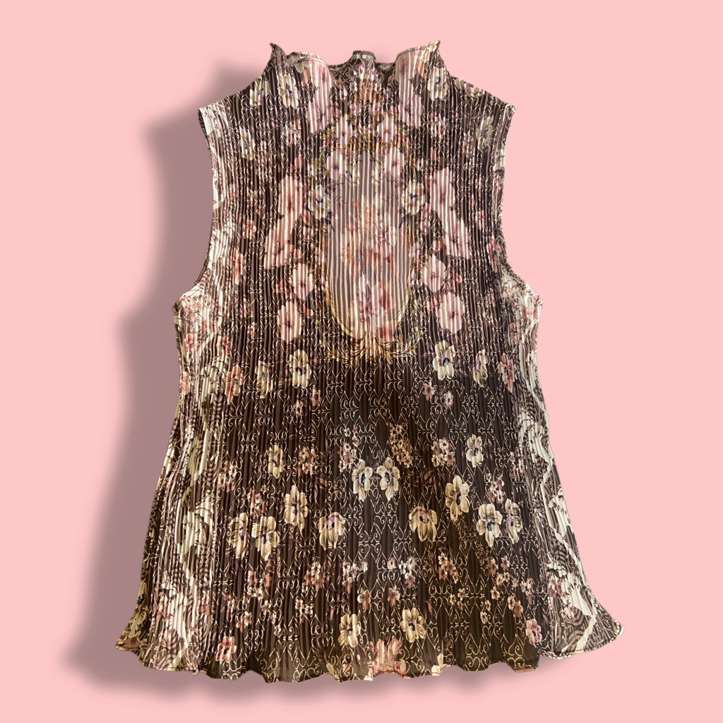 PLEATSI TOP