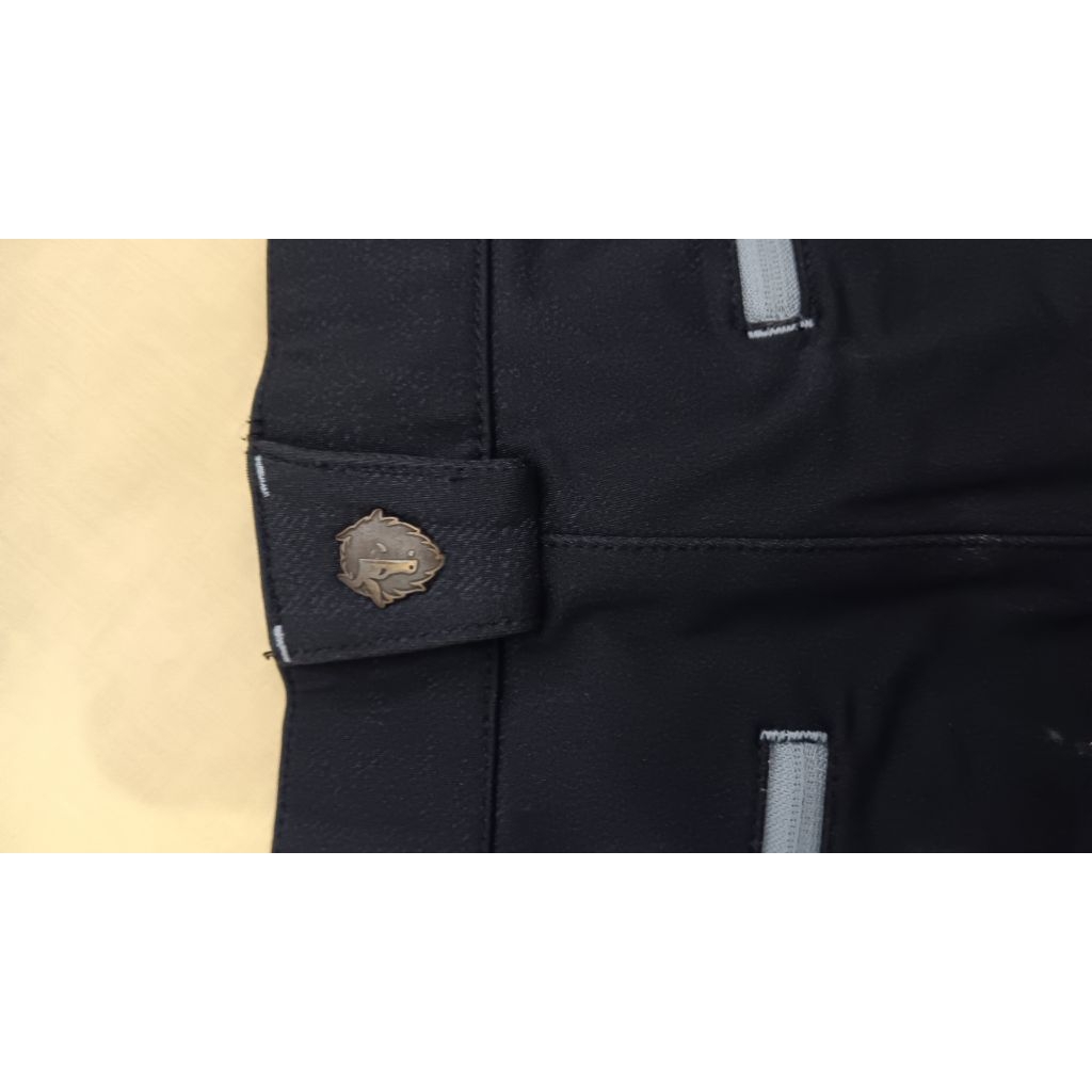 celana hiking blackyak