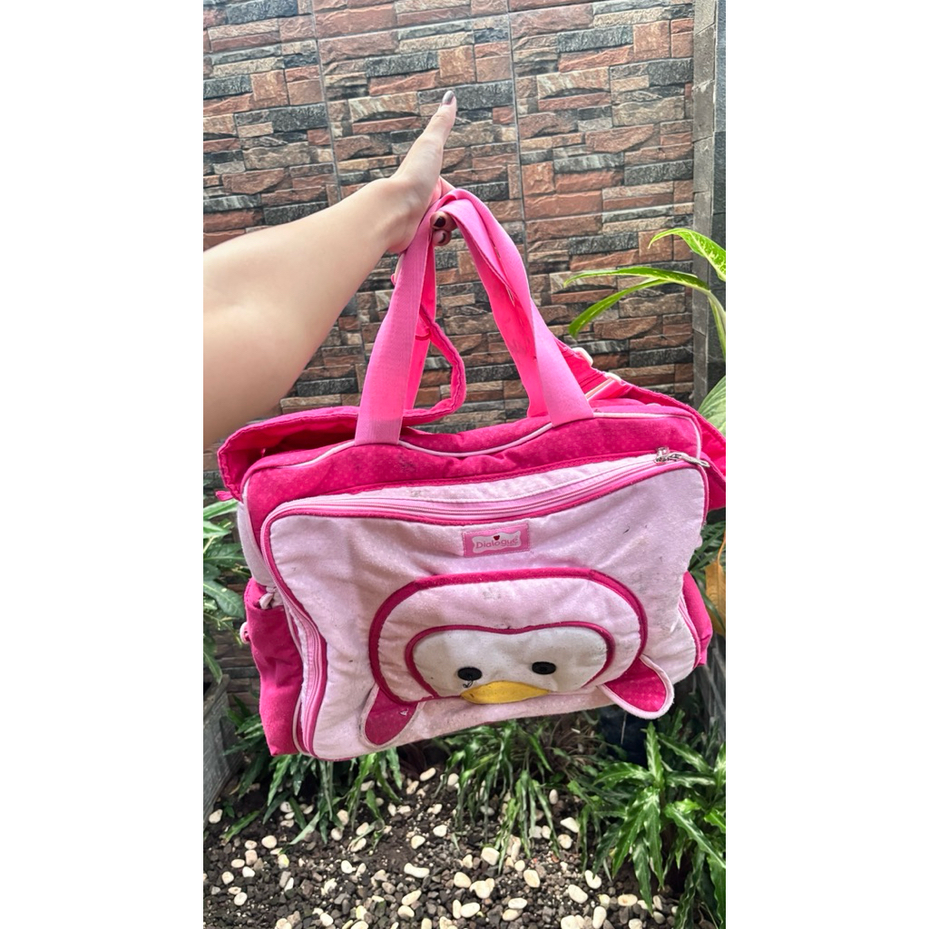 Tas bayi dialogue