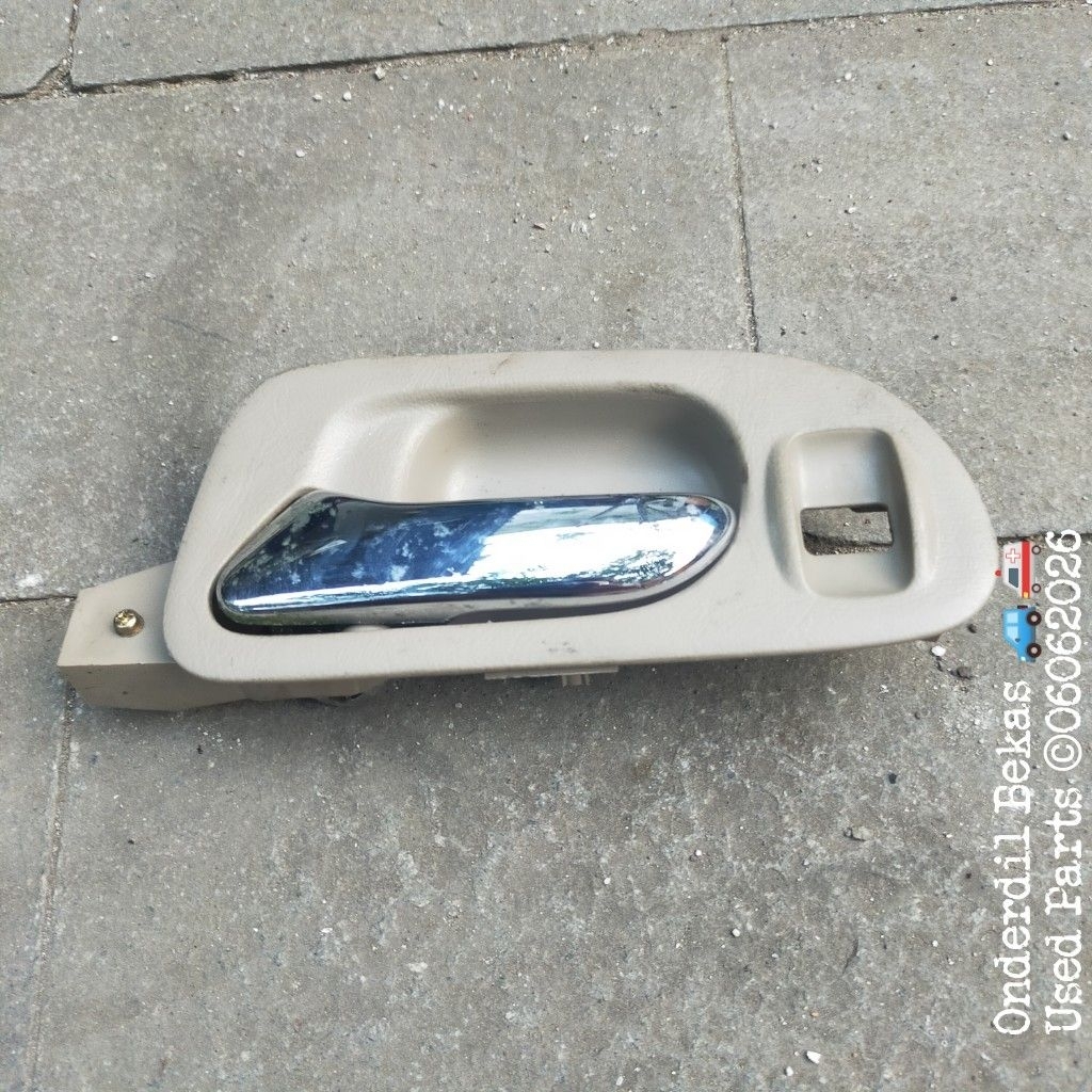 handle kiri belakang Honda Odyssey Ra6