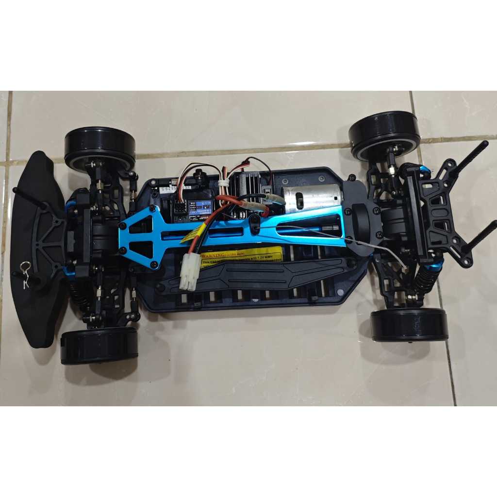 HSP Flying Fish Drift Car (Tanpa Body dan Baterai)
