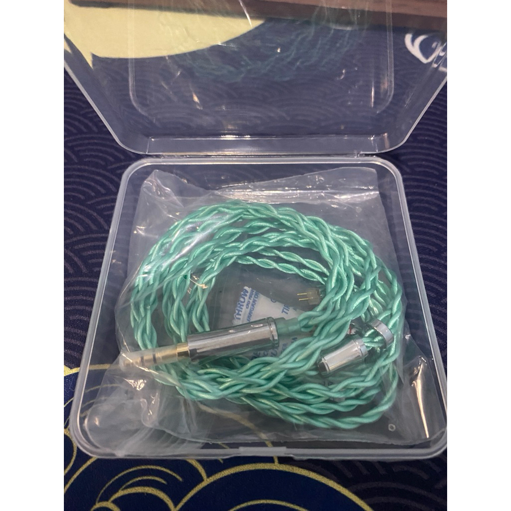 Xinhs Verdant 2 pin 3.5 jack