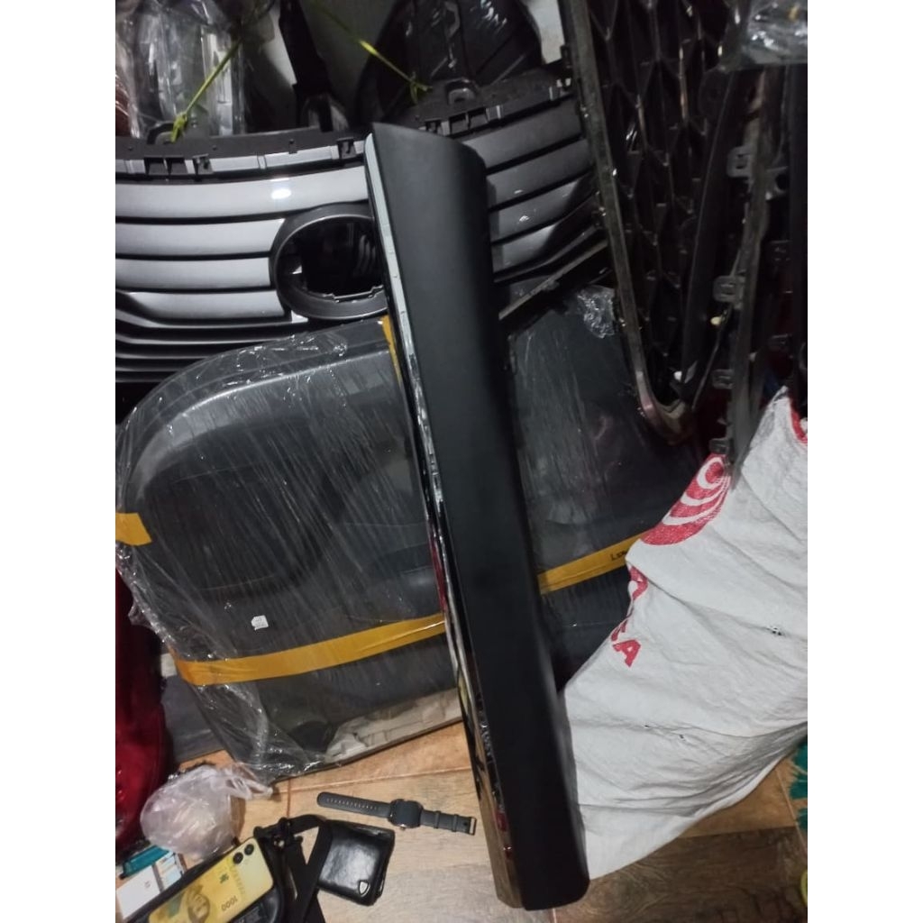 Moulding pintu List Croom Lexus RX270 2012 kanan original