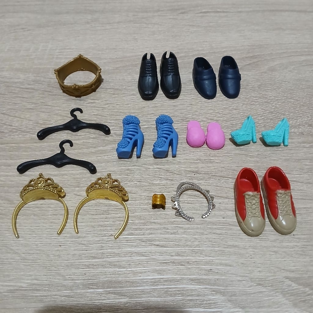 Aksesoris Barbie | Sepatu Barbie