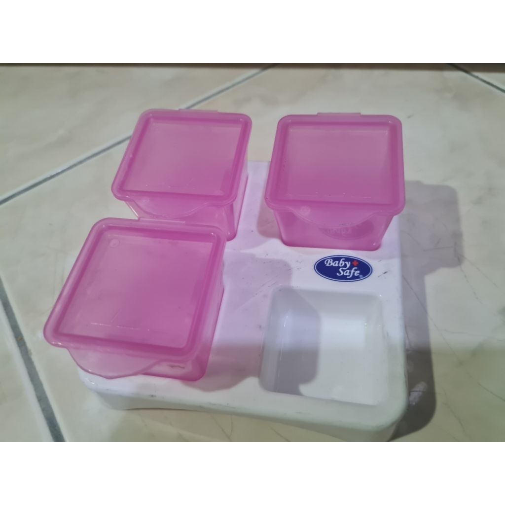 PRELOVED BABYSAFE CONTAINER FOOD
