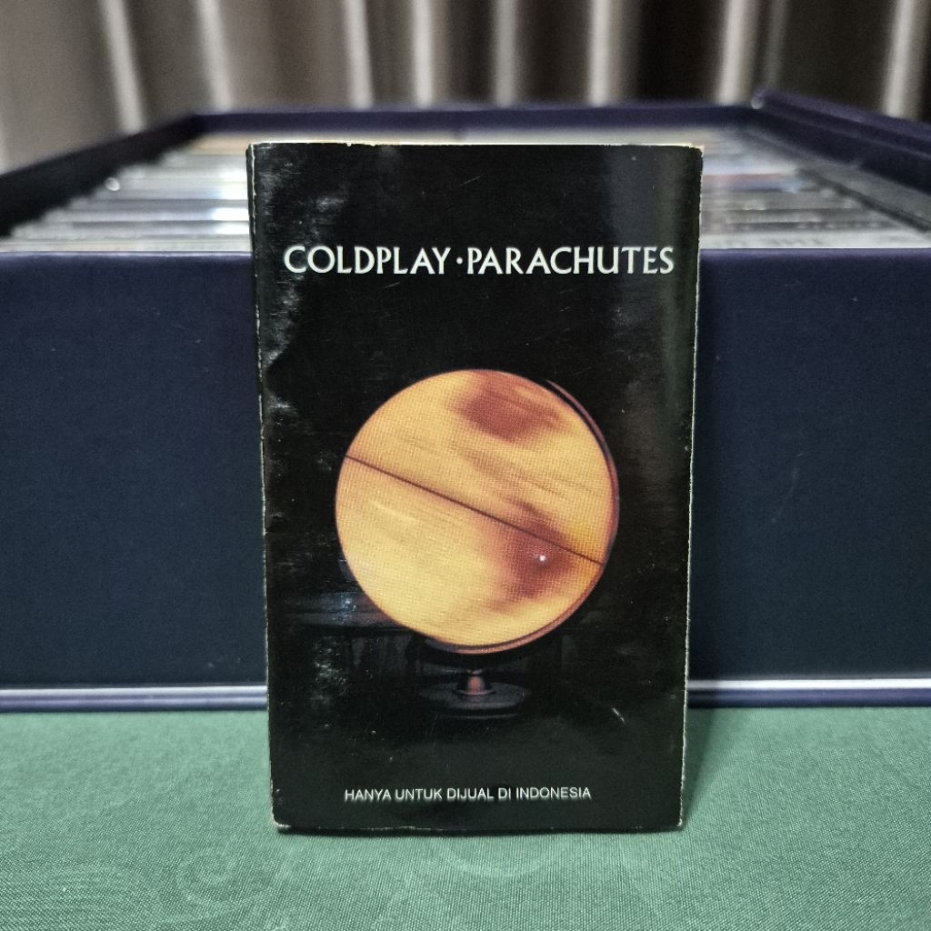 kaset pita coldplay - parachutes