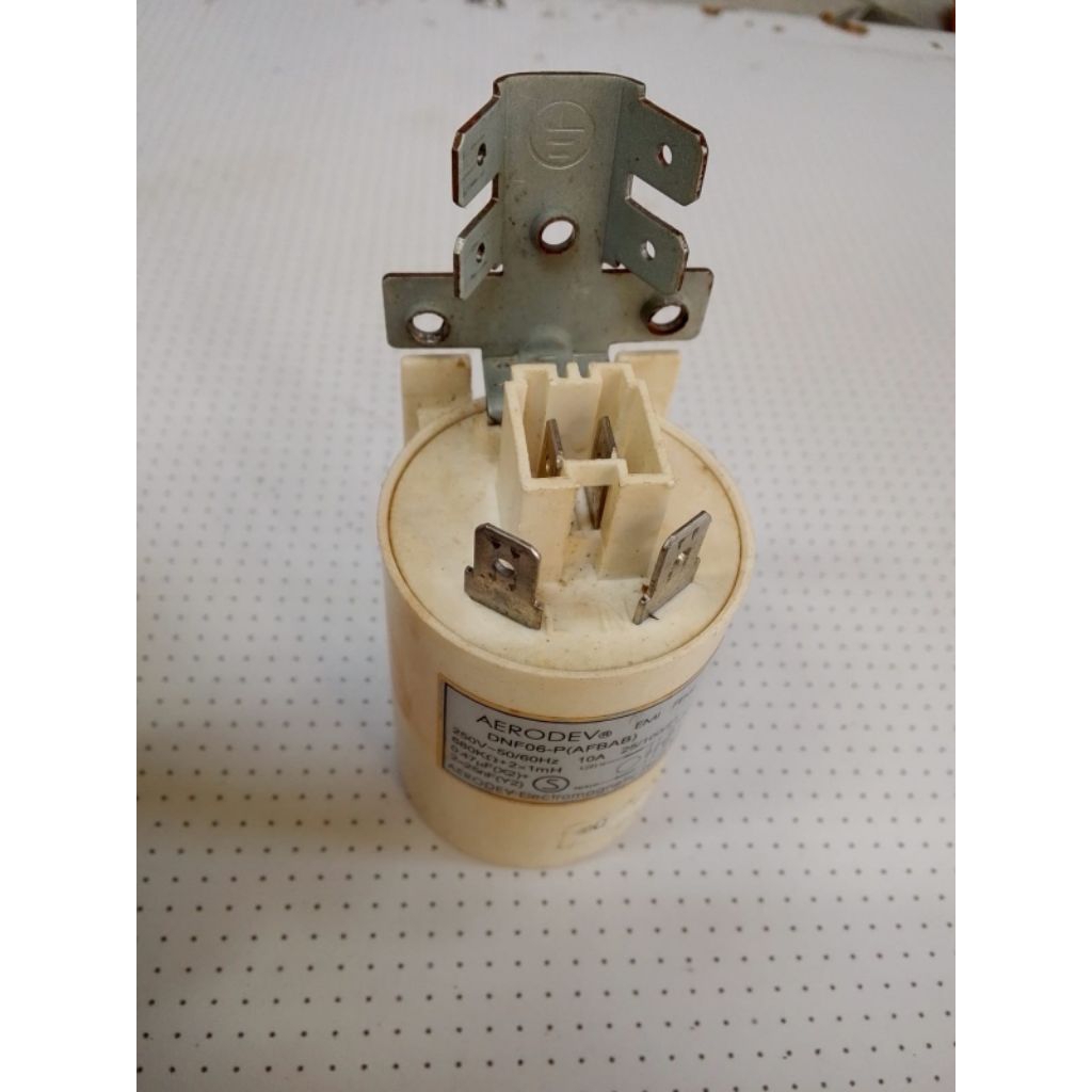 EMI FILTER MESIN CUCI SHARP FRONT LOADING ES-FL860S (ORIGINAL COPOTAN)AERODEV DNF06-P(AFBAB)
250V-50