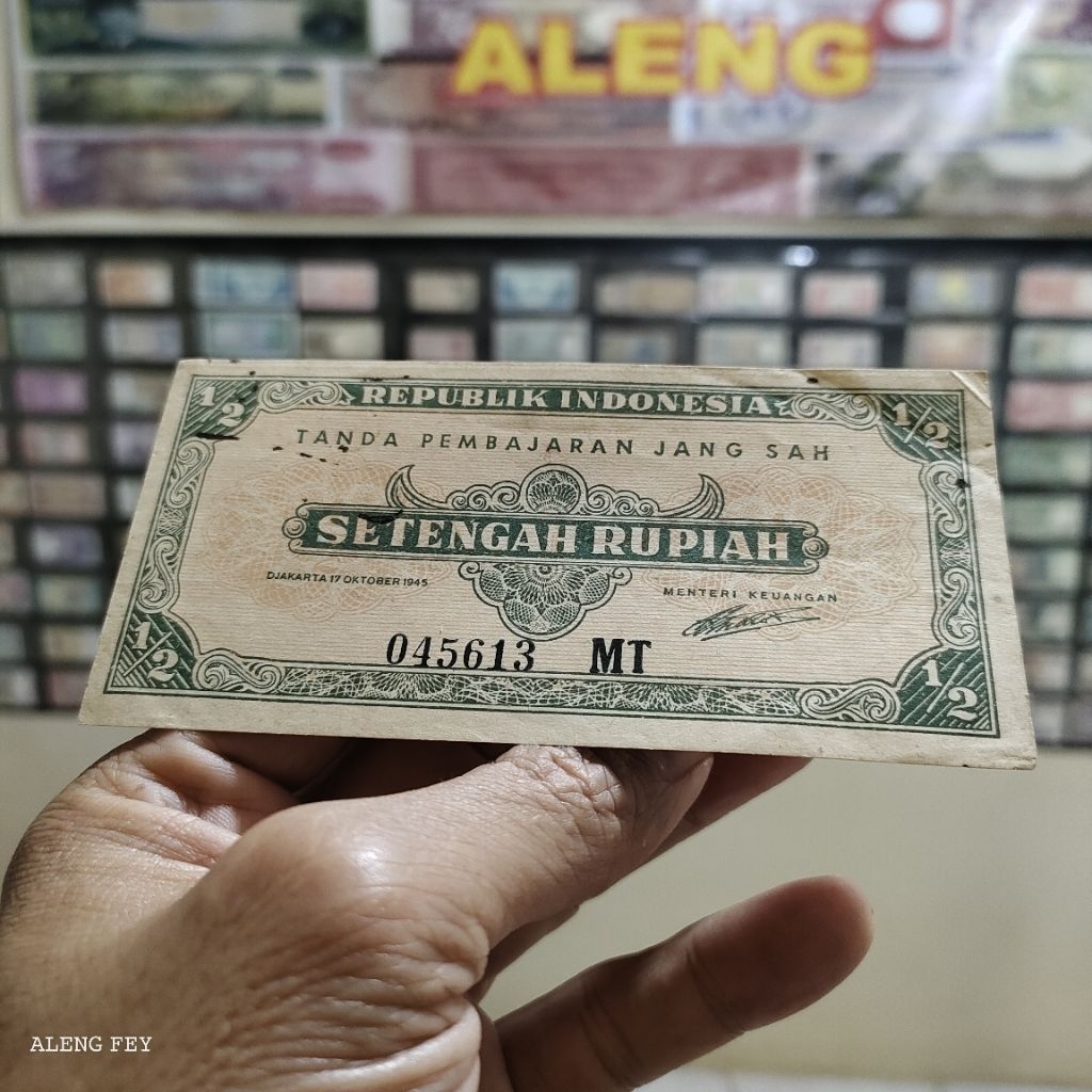 uang kuno setengah rupiah 1945