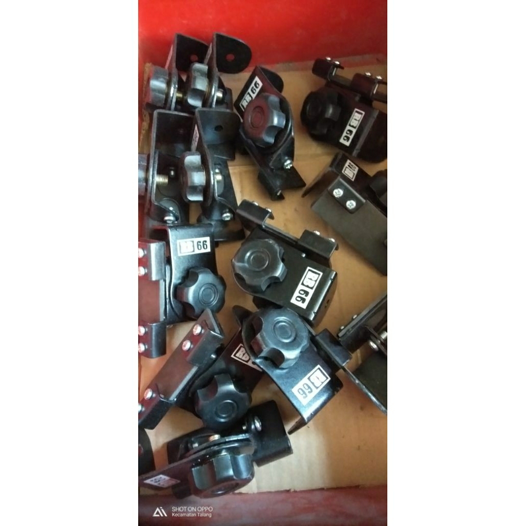 Brecket antena variasi jepit mobil dan truk kap mesin bagasi