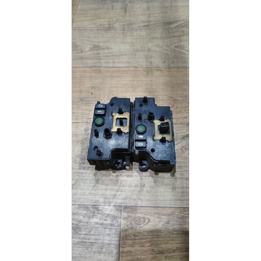 Switch Electric seat Mercy Boxer W124