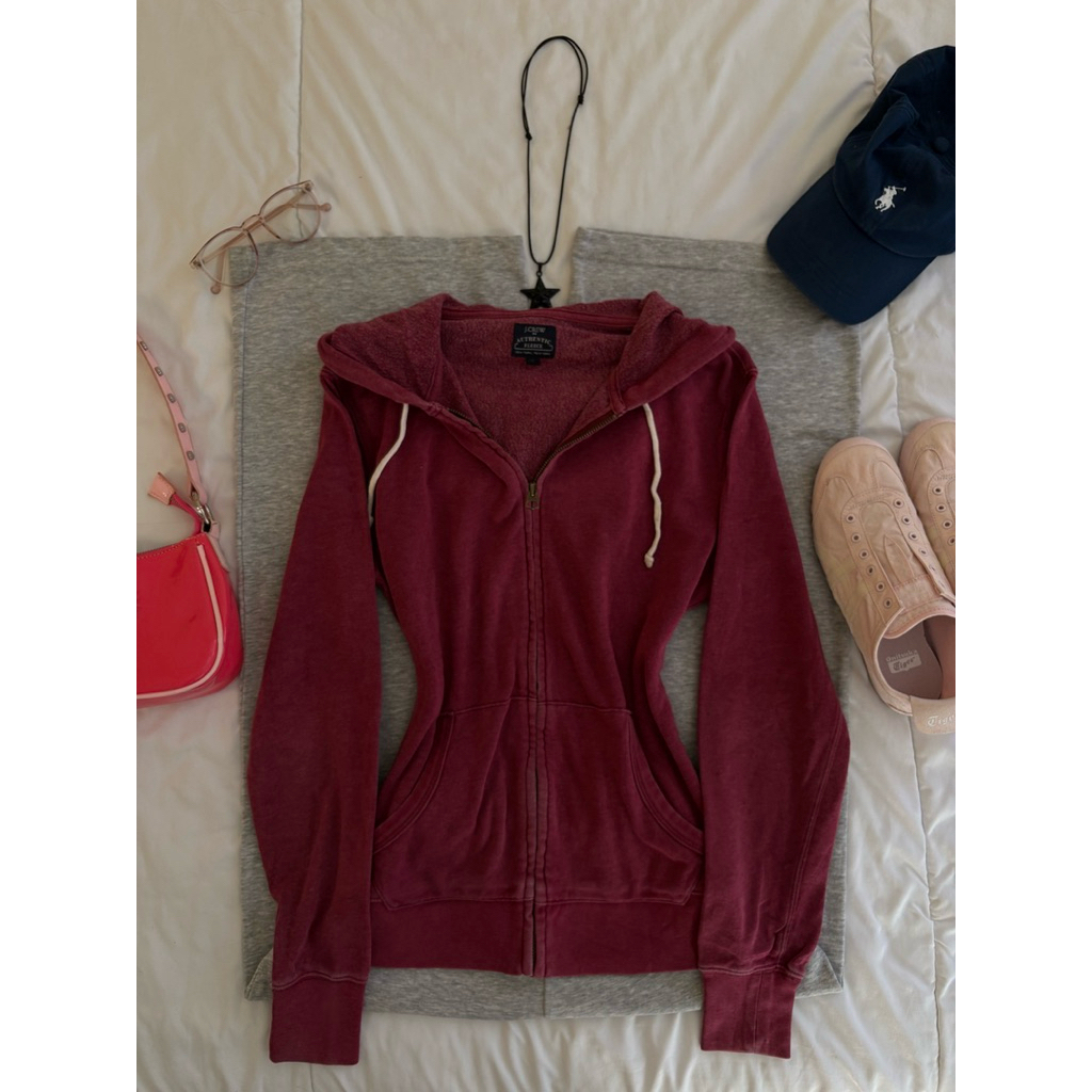 j crew authentic fleece maroon zip up