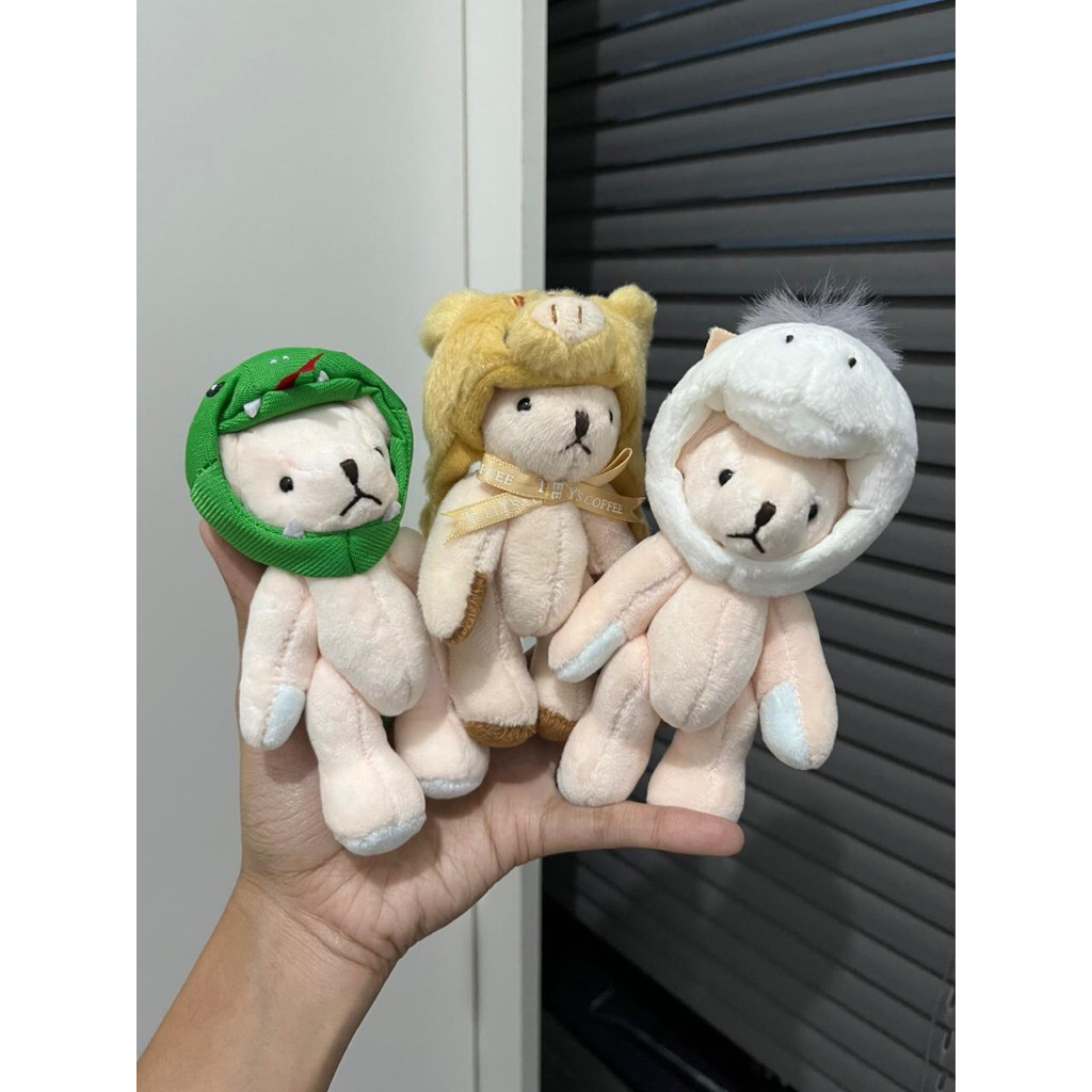 [NEW] DOLL | Plushie Bag Charm | TEDDY | Tully’s Coffee Bear Putar Kostum - Ganci | TULLYS COFFEE | 