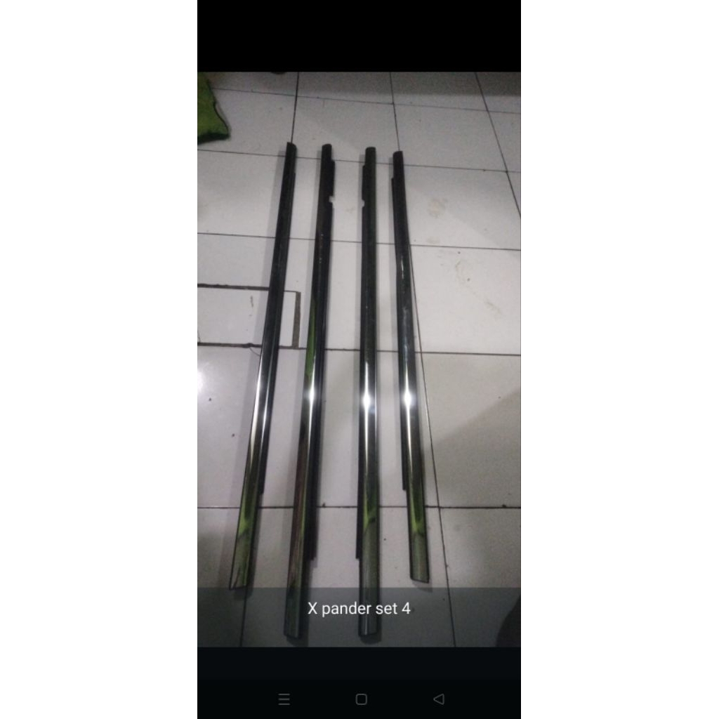 pelipit kaca mobil jazz besi