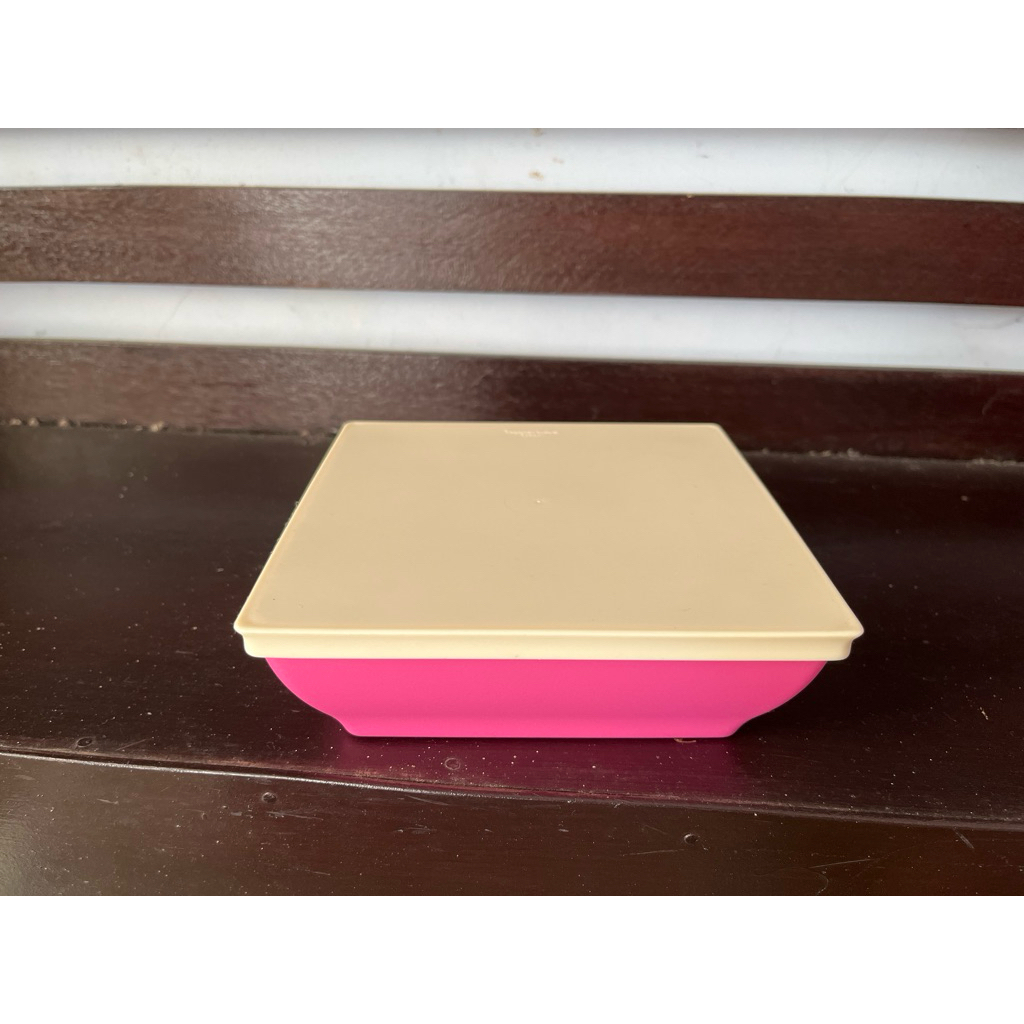 ICHIGO TUPPERWARE kotak makan tupperware