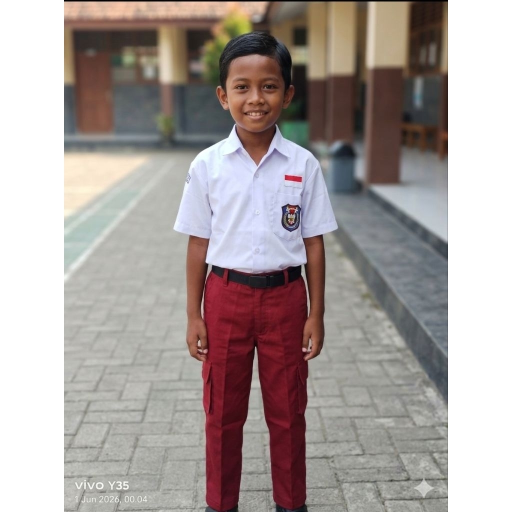 Celana Panjang SD Merah Model PDL/CARGO Bahan Adem dan Nyaman Dipakai.