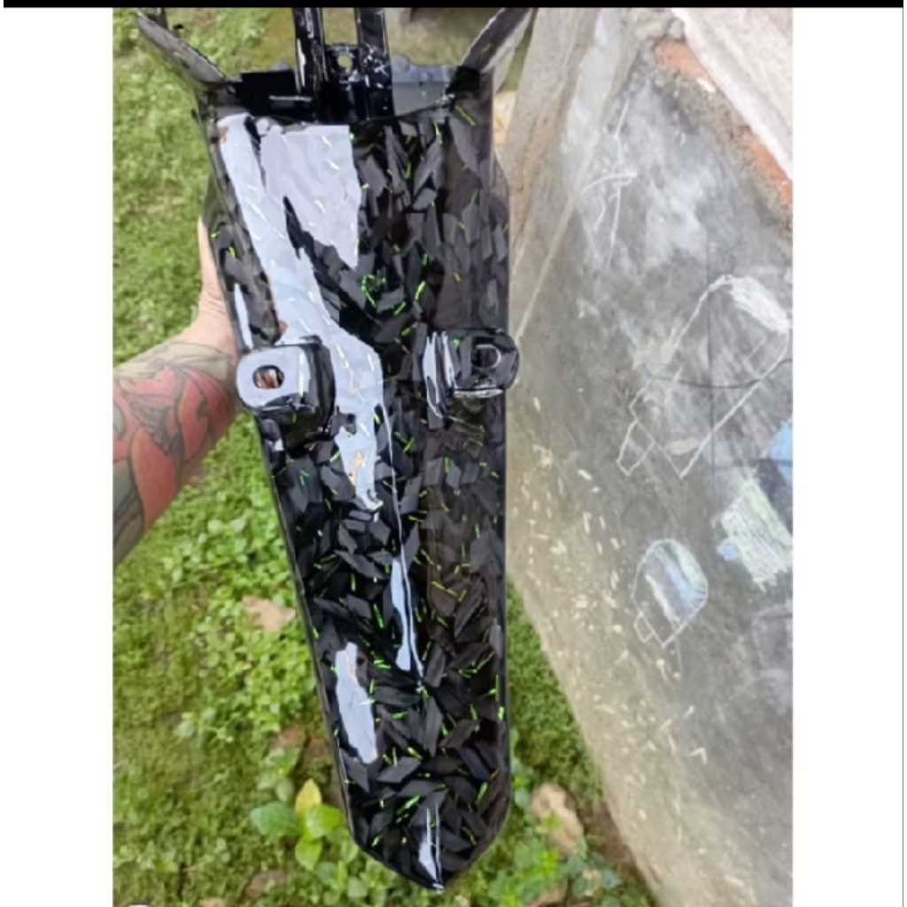 Spakbor belakang beat karbu Carbon Kevlar